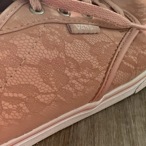 Women’s Pink floral Vans size 8 - Picture 3 of 9